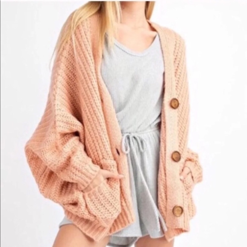 Chunky Knit Oversized Peach Sweater Cardigan β€οΈ - Picture 5 of 15